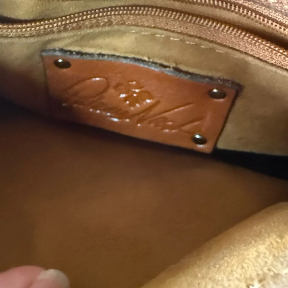 Beautiful Patricia Nash Crossbody - Picture 13 of 14